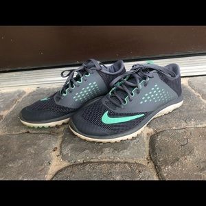 Nike Tennis Shoes